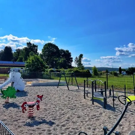 Tinyhaushotel - Campingpark * ナプブルク