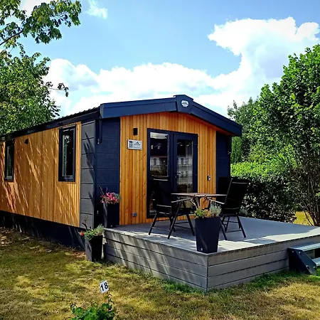 Hotel Tinyhaushotel - Campingpark *