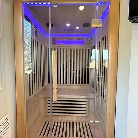 Hotel Tinyhaushotel - Campingpark *
